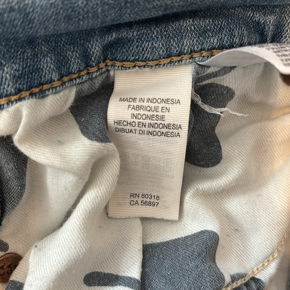 Lucky Brand Brooke Skinny Capris Size 30/10 - Picture 7 of 15